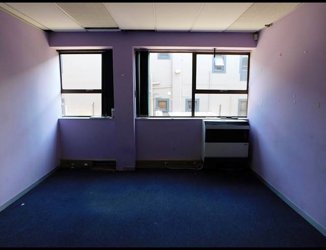 491M² OFFICE TO LET IN FERNDALE